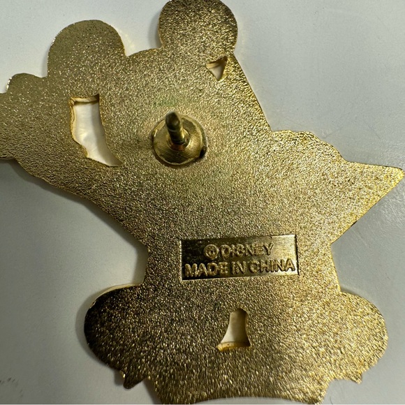 Vintage Disney pin. 100 Years of Dreams United States Flag with Mickey Mouse - Picture 10 of 11